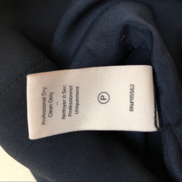 NWT Cinq a Sept Zanna Navy Silk Top - Picture 3 of 7